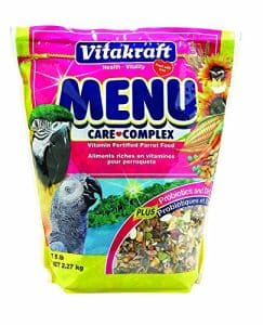 What to Feed Parrots at Home